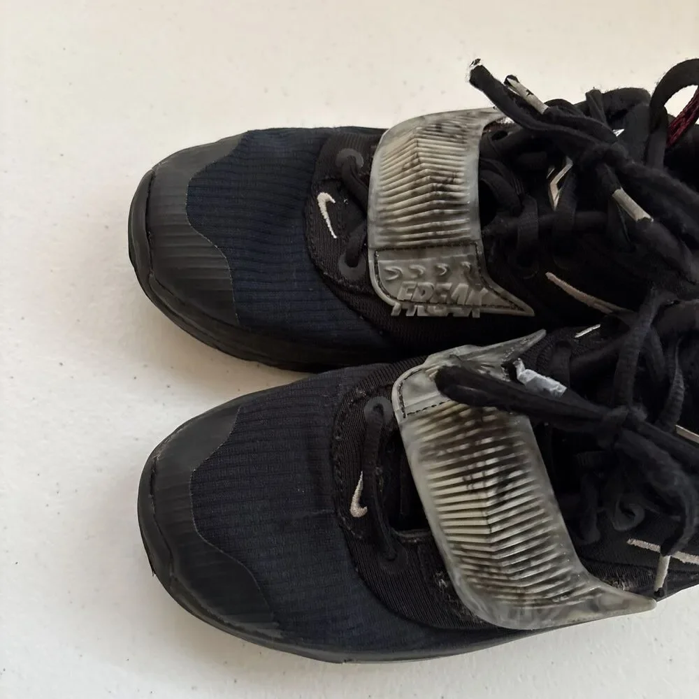 Nike Zoom Freak 3 Boys Black & Marble Size 4Y Athletic Sneakers Shoes no Box